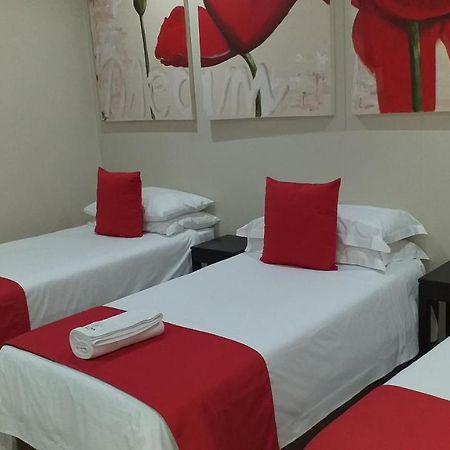 Gecko Inn Richards Bay Bagian luar foto