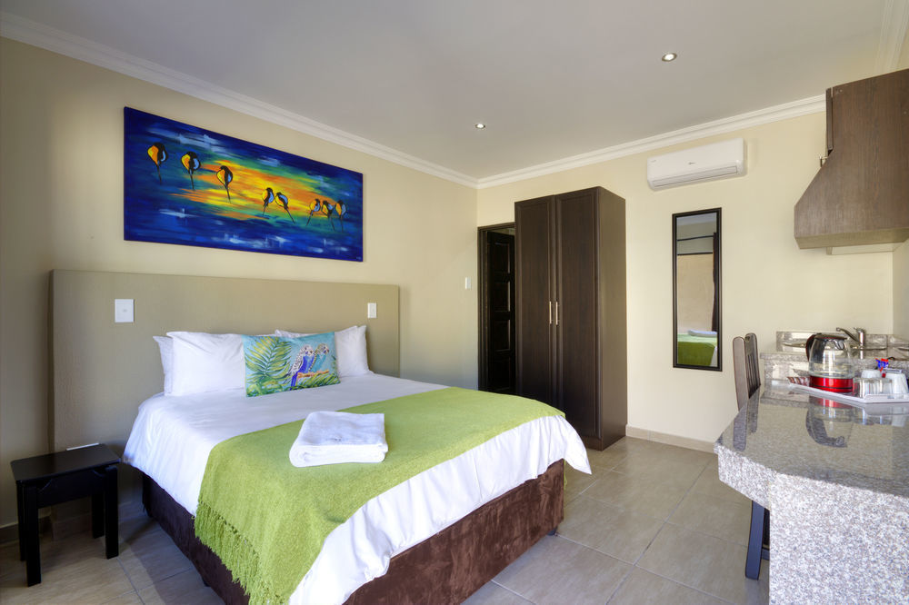 Gecko Inn Richards Bay Bagian luar foto
